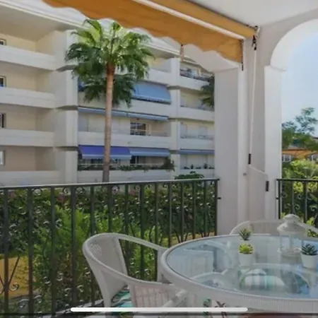 Marbella,apartment 2 Bedroon,parking ,pool, Golden Mile * Marbella
